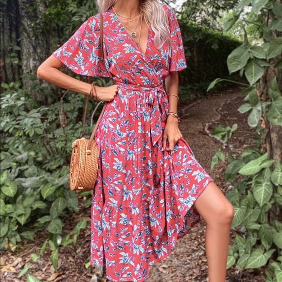 Boho floral ruffle hem belted dress - Picture 12 of 14